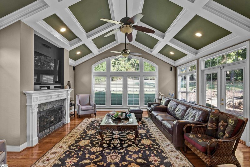 Property image 2 of 890 Acorn Ridge Place in Woodridge, Spartanburg, SC 29301