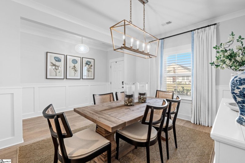 Property image 3 of 832 Burghley Circle in Chestnut Grove, Greer, SC 29651