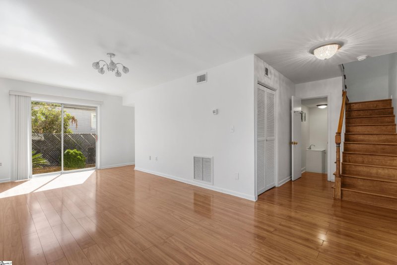 Property image 4 of 3706 E North Street in Town Park, Greenville, SC 29615