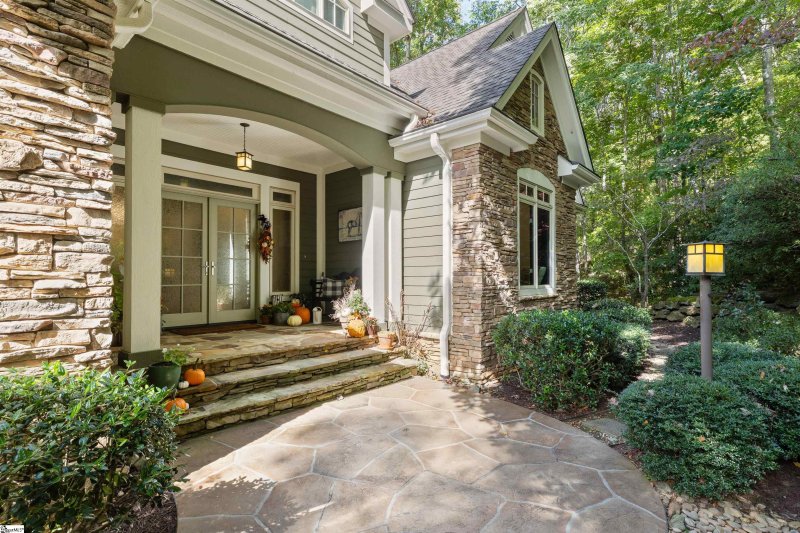 Property image 5 of 913 High Knoll Way in Cliffs Valley, Travelers Rest, SC 29690-4022