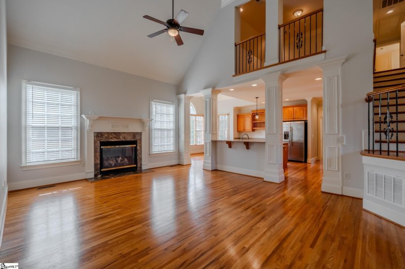 Property image 3 of 11 Sanibel Oaks Drive in Sanibel Oaks, Simpsonville, SC 29680