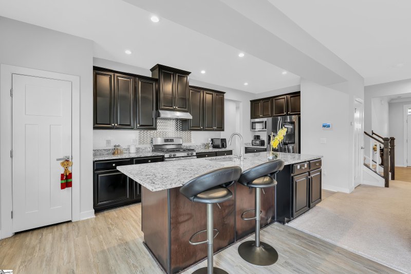 Property image 3 of 756 Windward Lane in Rainwater, Duncan, SC 29334