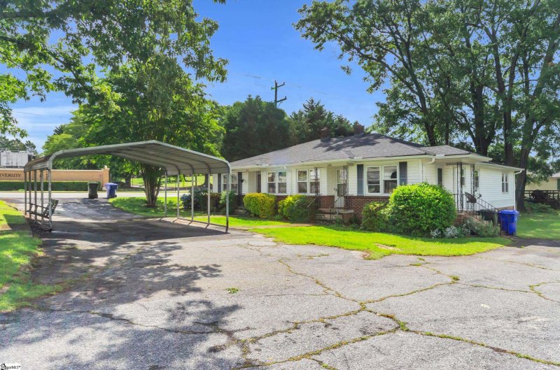 Property image 3 of 118 Buena Vista Avenue in University Heig, Greenville, SC 29607