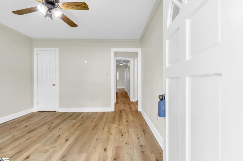 Property image 4 of 118 Buena Vista Avenue in University Heig, Greenville, SC 29607