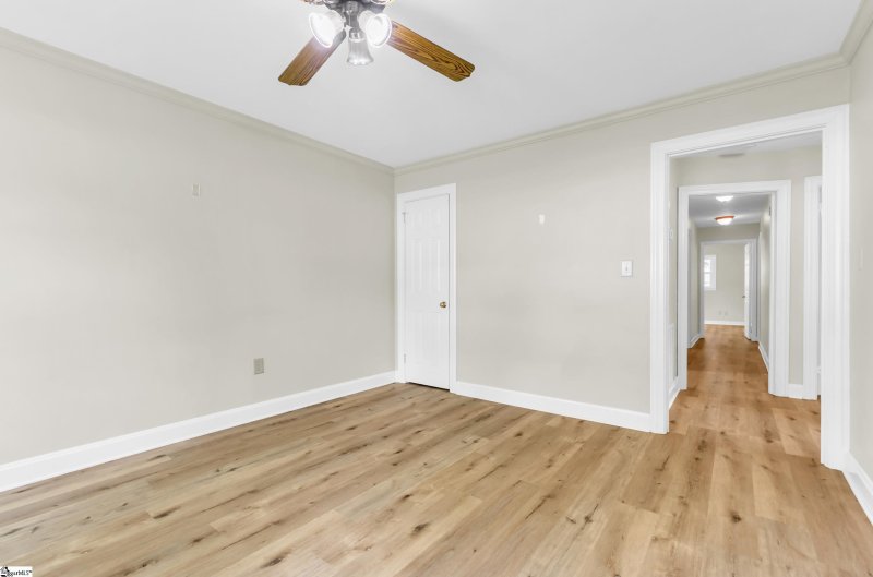 Property image 5 of 118 Buena Vista Avenue in University Heig, Greenville, SC 29607