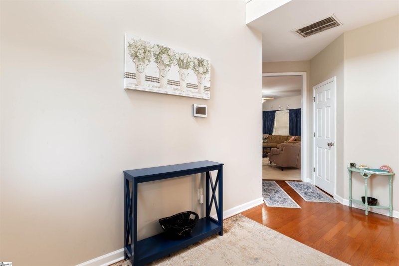 Property image 5 of 695 Flintrock Drive in Hanging Rock, Boiling Springs, SC 29316