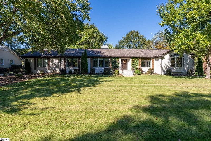 313 Hillsborough Drive