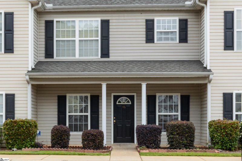 Property image 2 of 46 Ridgestone Circle in Summer Stone Townes, Mauldin, SC 29662