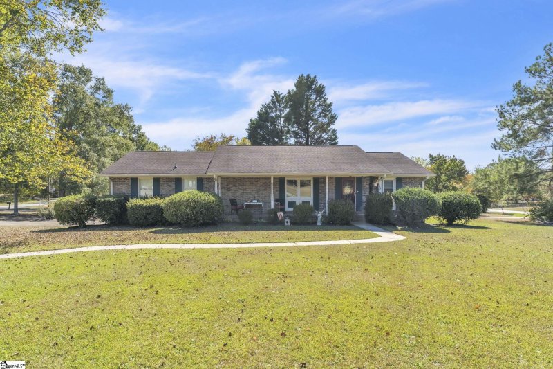 1426 E Calhoun Street