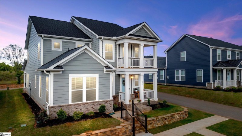 109 Founders Boulevard