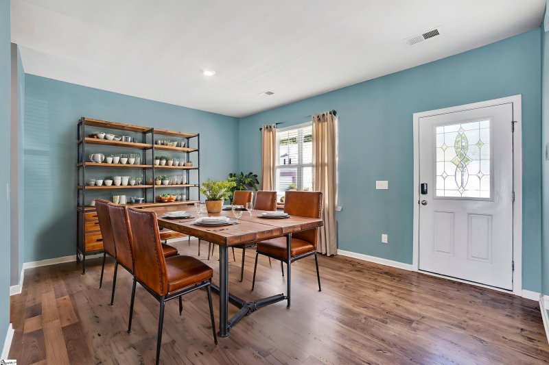 Property image 5 of 733 Liberty Walk Lane in Howards Park, Simpsonville, SC 29681