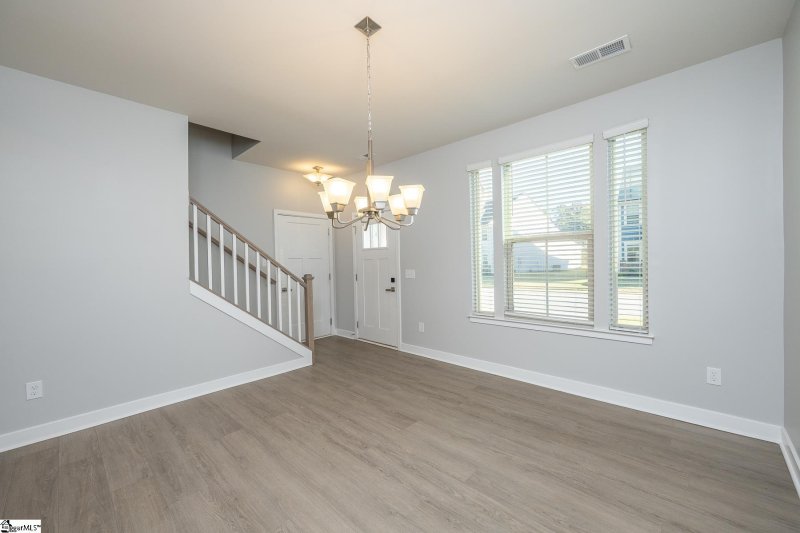 Property image 3 of 39 Moss Hollow Way in Merrydale Village, Simpsonville, SC 29681