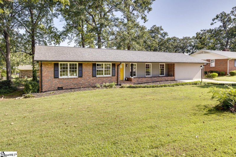 Property image 2 of 503 Strange Road in Sheffield Forest, Taylors, SC 29687