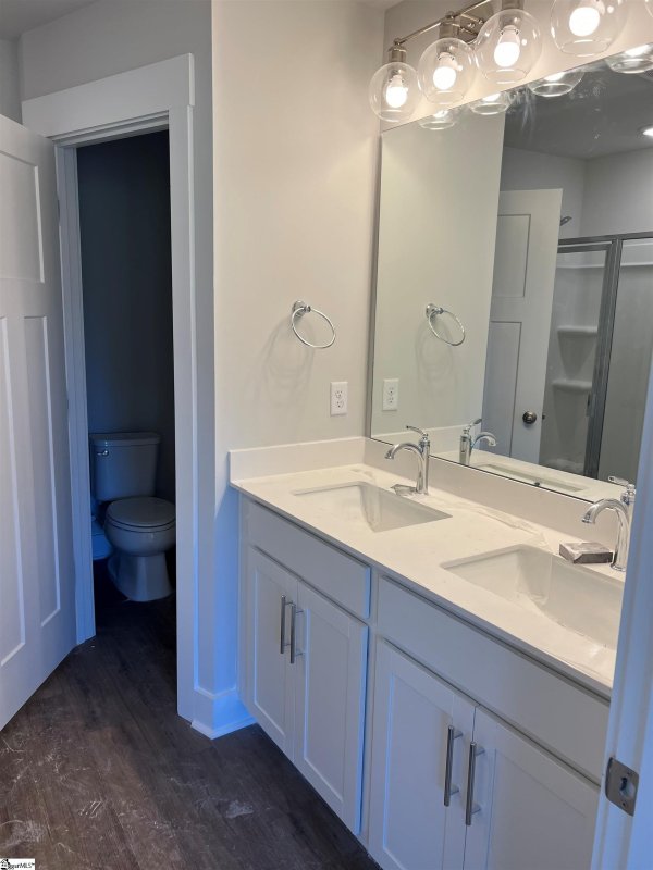 Property image 5 of 407 W Parima Court in El Dorado, Spartanburg, SC 29301