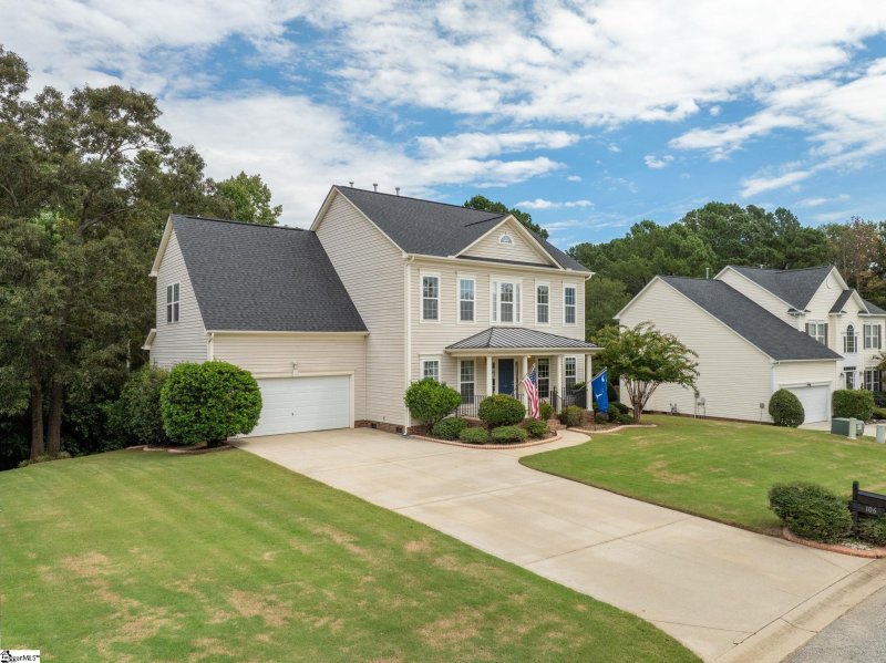 Property image 3 of 106 Armistead Lane in Pendleton Plantation, Easley, SC 29642