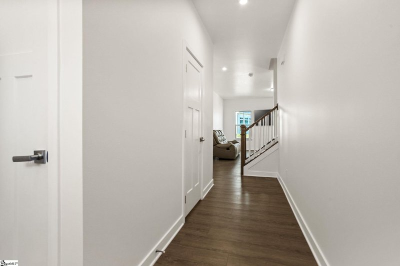 Property image 3 of 509 Martin Creek Drive in Merrydale Village, Simpsonville, SC 29680