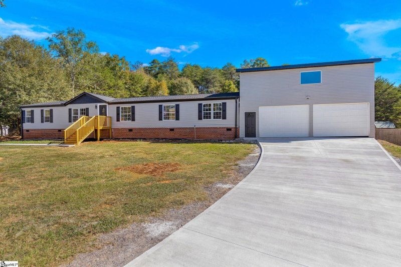 Property image 3 of 2 Stern Court in River Valley, Greenville, SC 29617