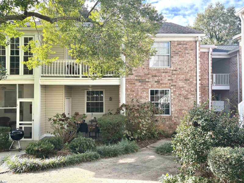Property image 2 of 925 Cleveland Street in Riverbend Condos, Greenville, SC 29601