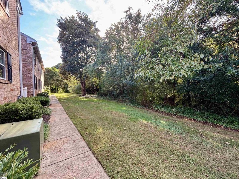 Property image 5 of 925 Cleveland Street in Riverbend Condos, Greenville, SC 29601