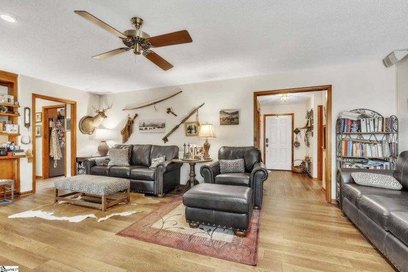 Property image 5 of 126 Edinburg Road in Glen Holly, Pickens, SC 29671