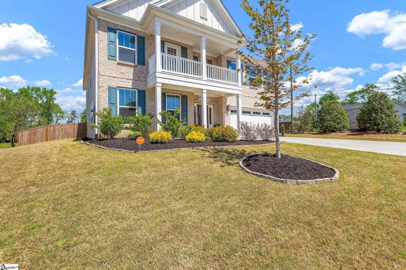 Property image 2 of 201 Tyrian Drive in Indigo Pointe, Greenville, SC 29607