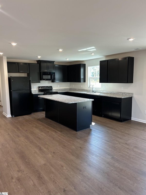 Property image 2 of 853 Baker Way in Baker Grove, Moore, SC 29369