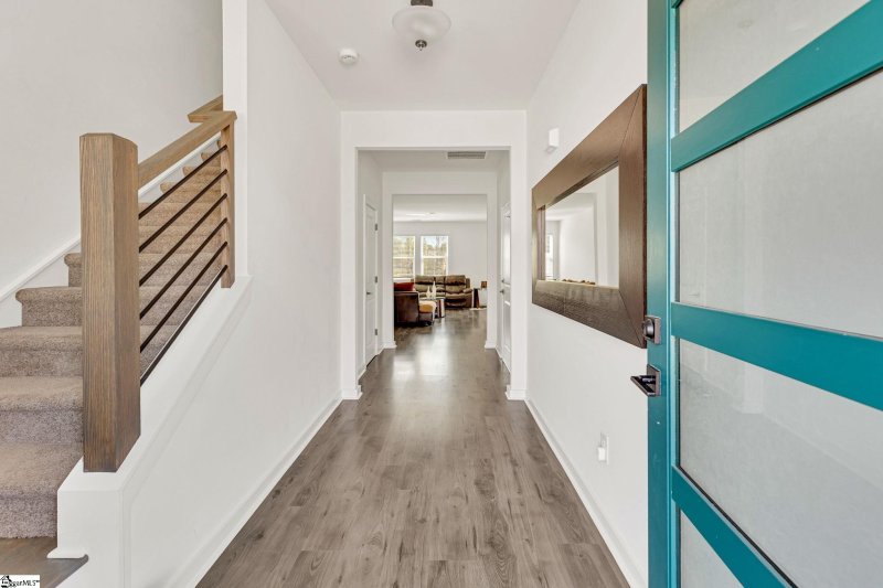 Property image 2 of 1230 Westgate Village Drive in Westgate Village Townes, Spartanburg, SC 29301