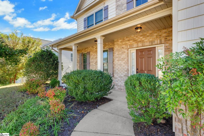 Property image 2 of 3 Chatham Court in Rose Hill, Easley, SC 29642