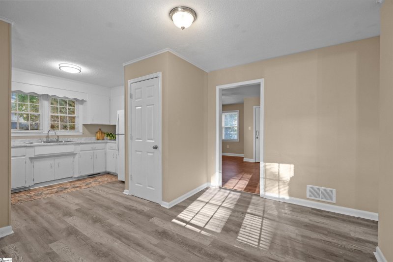 Property image 4 of 115 Rosemary Road in Park Hills, Spartanburg, SC 29306