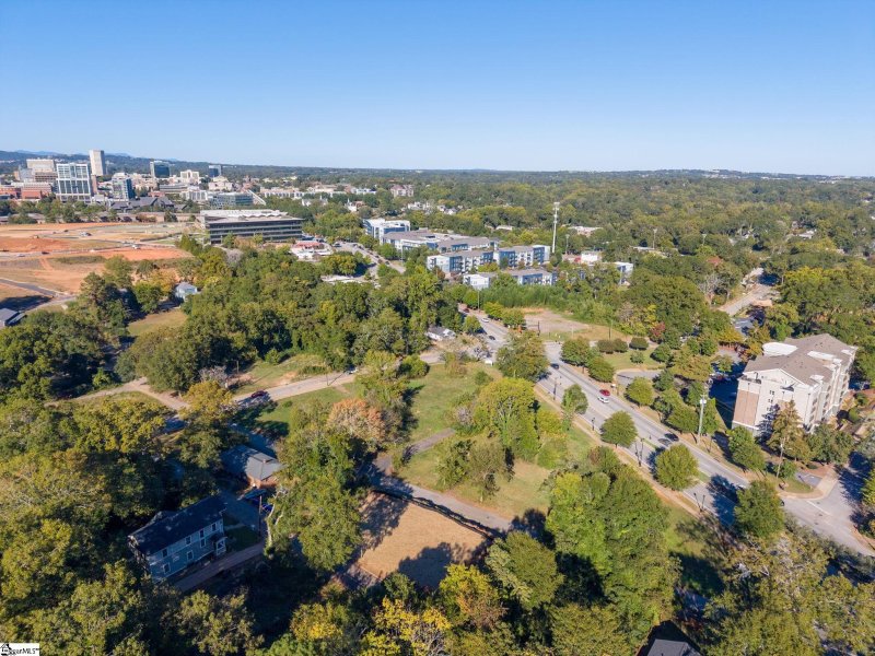 Property image 3 of 11 Urban Street in Downtown, Greenville, SC 29601