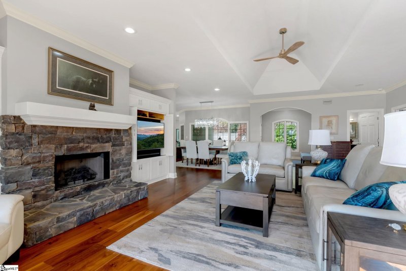 Property image 4 of 220 Yellowroot Lane in The Cliffs at Glassy, Landrum, SC 29356