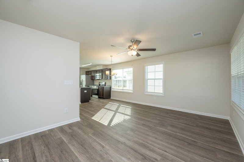 Property image 5 of 9 Thorndike Way in Lakeview at Berea, Greenville, SC 29617