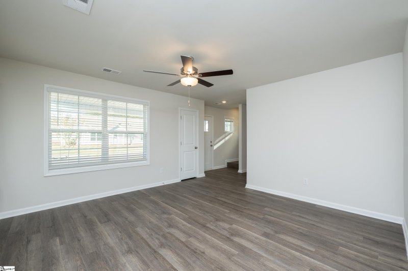 Property image 3 of 19 Thorndike Way in Lakeview at Berea, Greenville, SC 29617