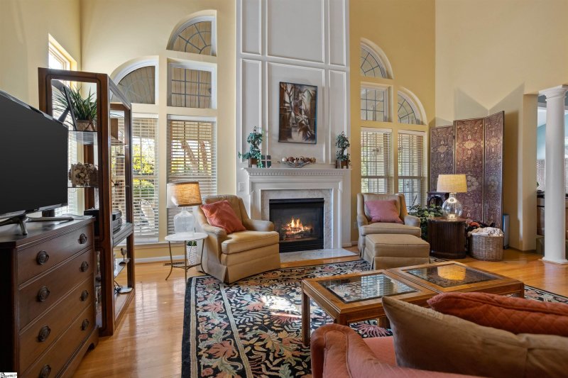 Property image 3 of 200 Belmont Stakes Way in Lexington Place, Greenville, SC 29615-4055