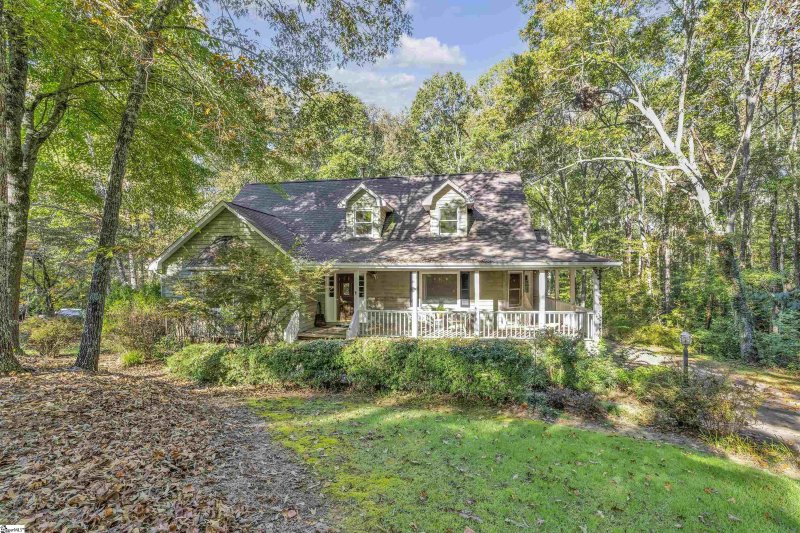 Property image 2 at 10 N Windward Court, Taylors, SC 29687