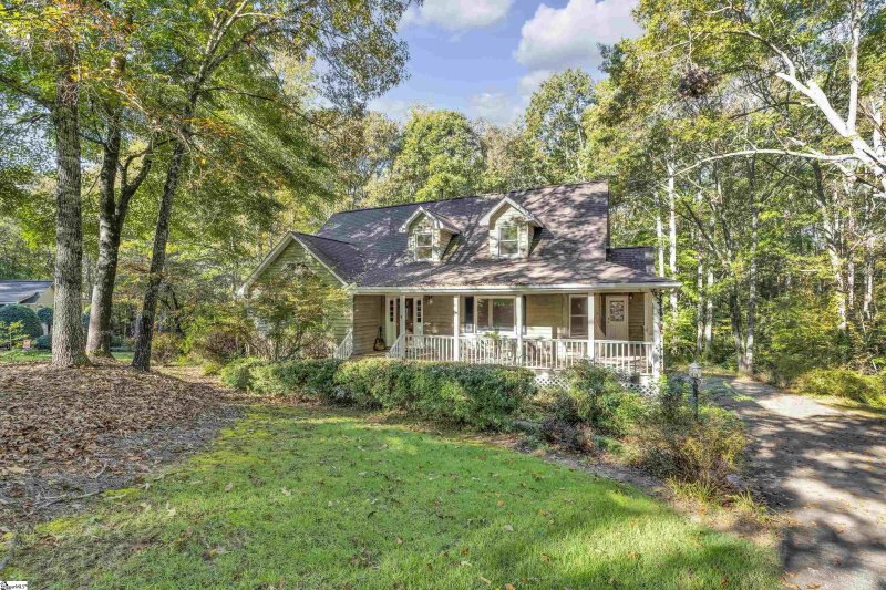 Property image 3 at 10 N Windward Court, Taylors, SC 29687