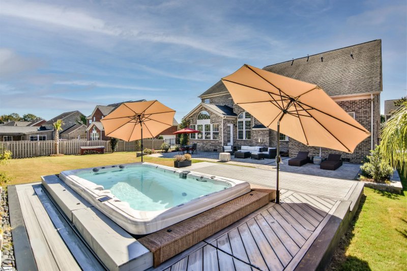 Property image 3 of 15 Windrush Lane in Plantation Greene, Greenville, SC 29607