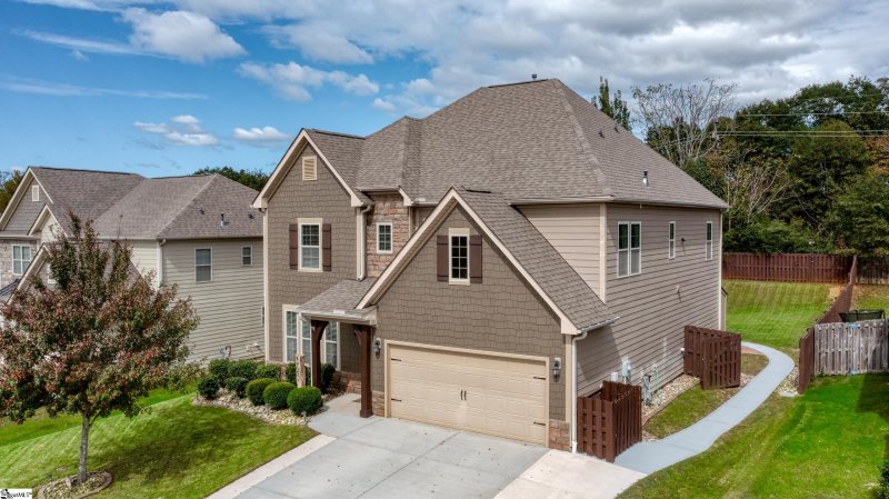 Property image 2 of 158 Rivermill Place in Rivermill, Piedmont, SC 29673