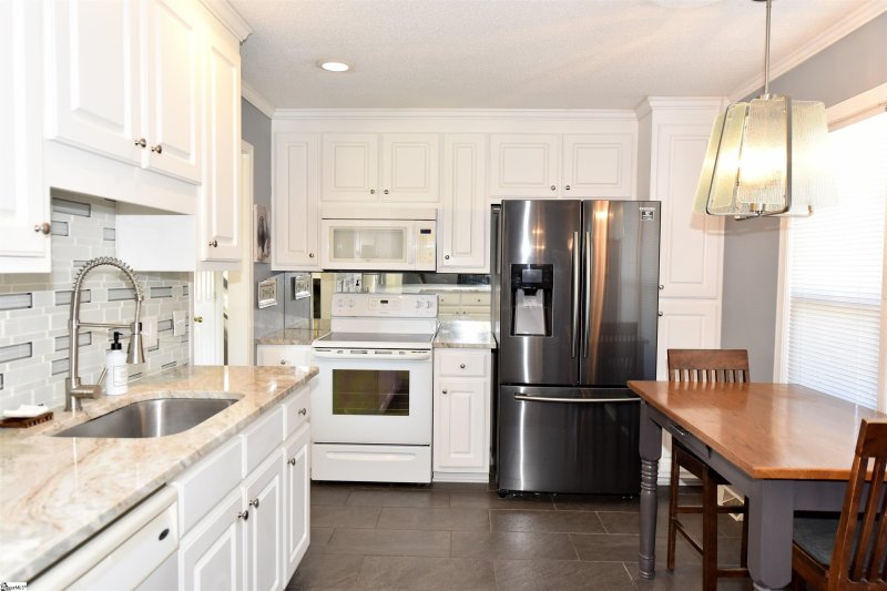 Property image 3 of 3210 Bethel Road in Holly Towne, Simpsonville, SC 29681