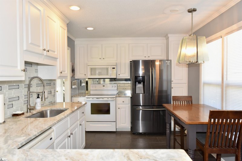 Property image 4 of 3210 Bethel Road in Holly Towne, Simpsonville, SC 29681