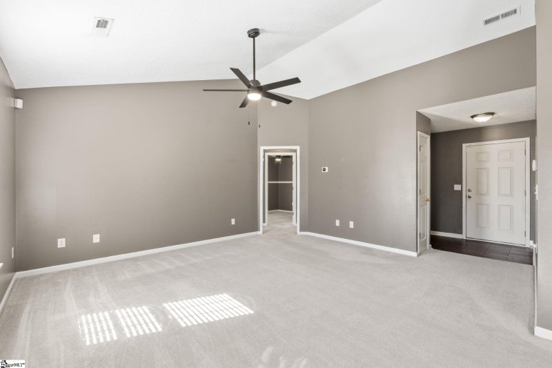 Property image 2 of 276 Springfield Circle in Springfield Plantation, Easley, SC 29642