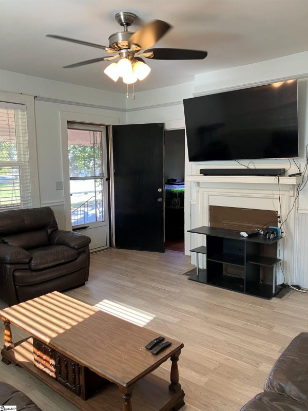 Property image 5 of 26 Baldwin Street in Brandon, Greenville, SC 29611-4640