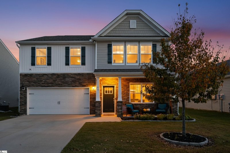 Property image 2 of 14 Darrowby Way in Hartridge Manor, Simpsonville, SC 29680