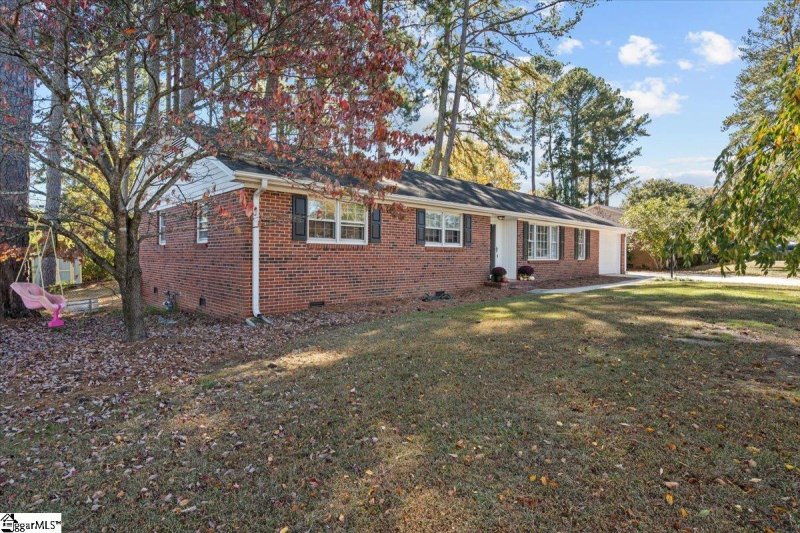Property image 3 of 14 Ellesmere Drive in Del Norte, Greenville, SC 29615
