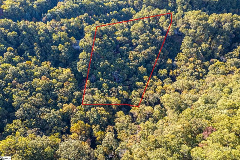 Property image 5 of 11 Sliding Rock Lane in The Cliffs at Glassy, Landrum, SC 29356