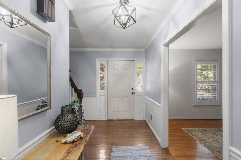 Property image 3 of 409 Sweetwater Road in Sugar Creek, Greer, SC 29650