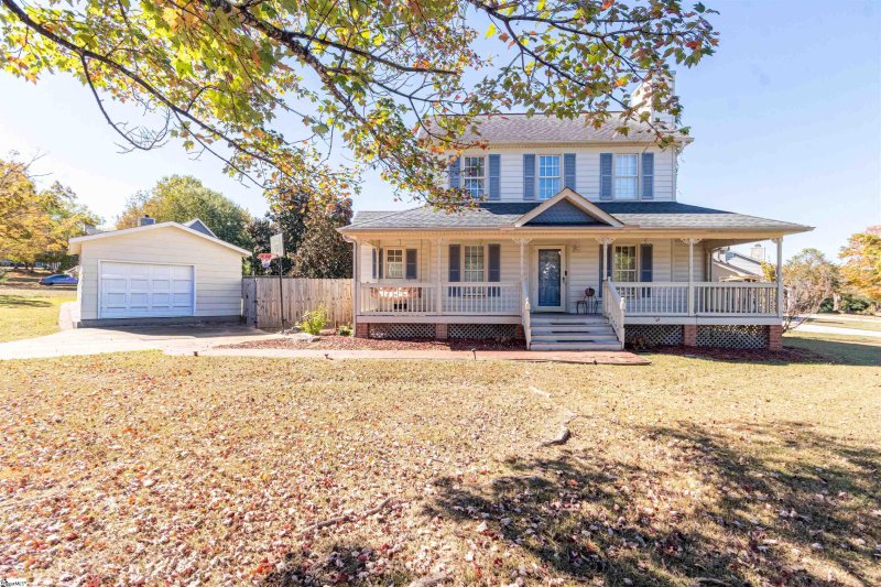 Property image 2 of 200 Polo Drive in Wedgefield, Simpsonville, SC 29681