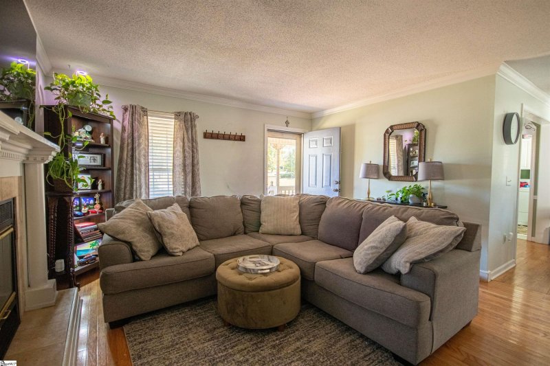 Property image 4 of 200 Polo Drive in Wedgefield, Simpsonville, SC 29681