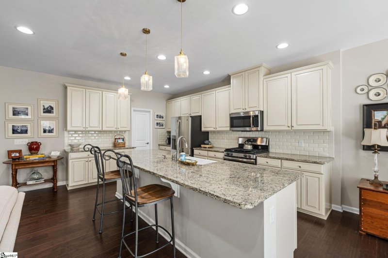 Property image 4 of 58 Hemingway Lane in Townes at Five Forks, Simpsonville, SC 29681