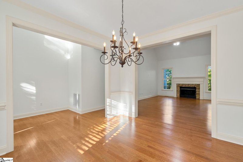 Property image 2 of 216 Asheton Lakes Way in Asheton Lakes, Simpsonville, SC 29681